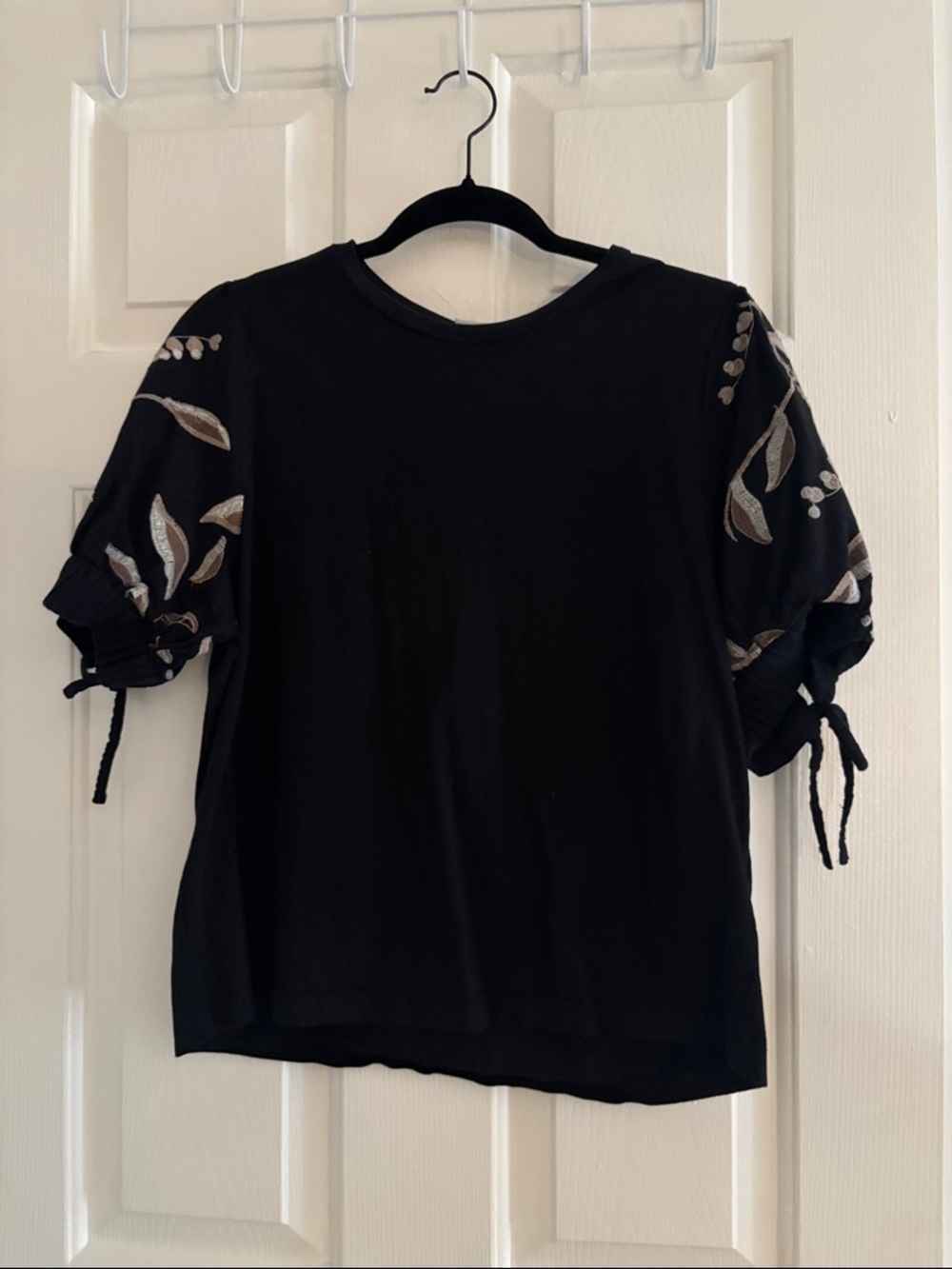 Joie Black Embroidered Puff Sleeve Tee